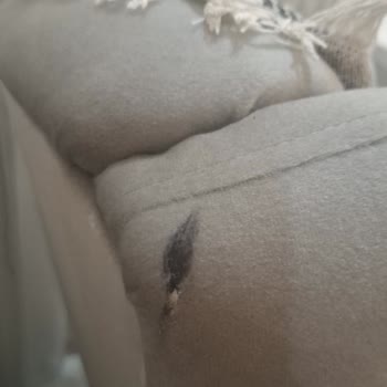 AVM’den Alınan Koltuk Takımındaki Yırtıklar İçin Geri Dönüş Bekleniyor Ve Değişim Talep Ediliyor