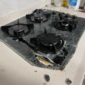 Vestel Rustik Seri Set Üstü Ocağında Cam Patlaması Ve Can Güvenliği Riski