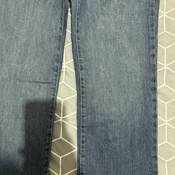 Mavi Pantolonun Renk Atması Ve Dikiş Hataları İçin İade Talebinin Reddedilmesi