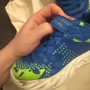 Skechers Çocuk Işıklı Spor Ayakkabısının Kısa Sürede Deforme Olması Ve İade Talebi