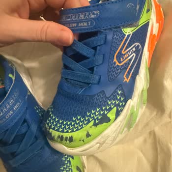 Skechers Çocuk Işıklı Spor Ayakkabısının Kısa Sürede Deforme Olması Ve İade Talebi