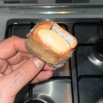 Magnum Mini Bademli Dondurmasında Bozulma Ve Sağlık Endişesi