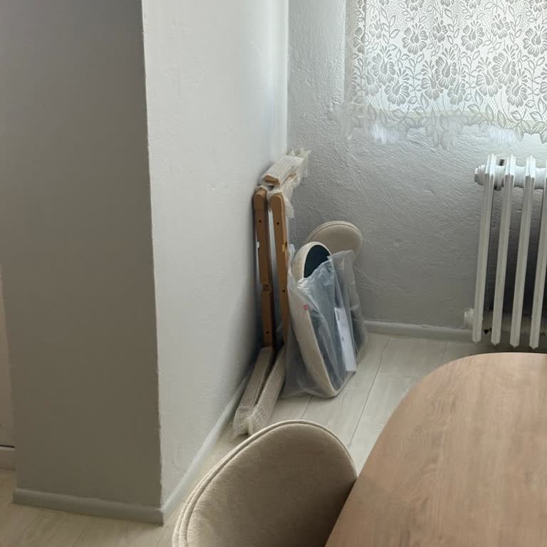 Eksik Vidalar Nedeniyle Tek Sandalye Kurulamadı, Müşteri Hizmetleri Yanıt Vermedi