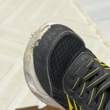 Çocuk Ayakkabısı Kısa Sürede Deforme Oldu, Mağaza Kullanıcı Hatası Gerekçesiyle Reddi