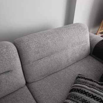 Berjer Devriliyor, Koltuk Ve Sandalyeler Sağlam Değil, Hızlı Çözüm İstiyorum