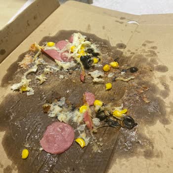 Pasaport Pizza Bir Saatten Fazla Süren Teslimat Ve Soğuk Pizza