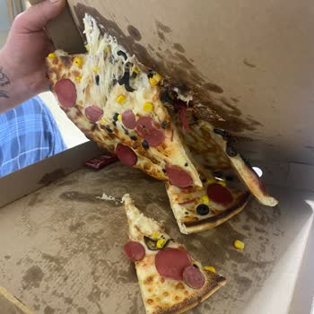 Pasaport Pizza Bir Saatten Fazla Süren Teslimat Ve Soğuk Pizza