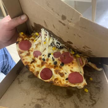 Pasaport Pizza Bir Saatten Fazla Süren Teslimat Ve Soğuk Pizza