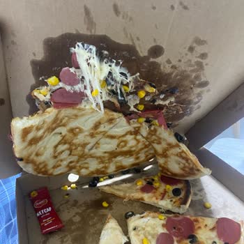 Pasaport Pizza Bir Saatten Fazla Süren Teslimat Ve Soğuk Pizza