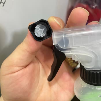 Cif Ultra Sprey Kapağındaki Üretim Hatası