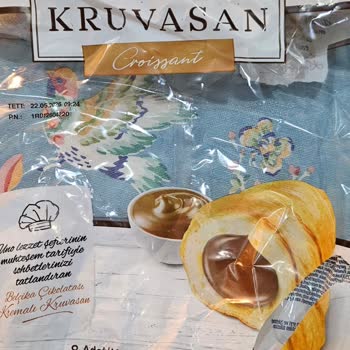 Migros’ta Yanıltıcı Fotoğraf Ve Çikolata Kreması Olmayan Kruvasan Şikayeti