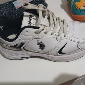 Yeni US Polo Spor Ayakkabısında Erken Yırtılma