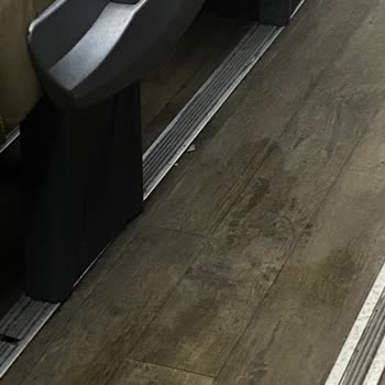 Kamil Koç Otobüste Su Sızdırması Ve Personelin Umursamaz Tutumu!