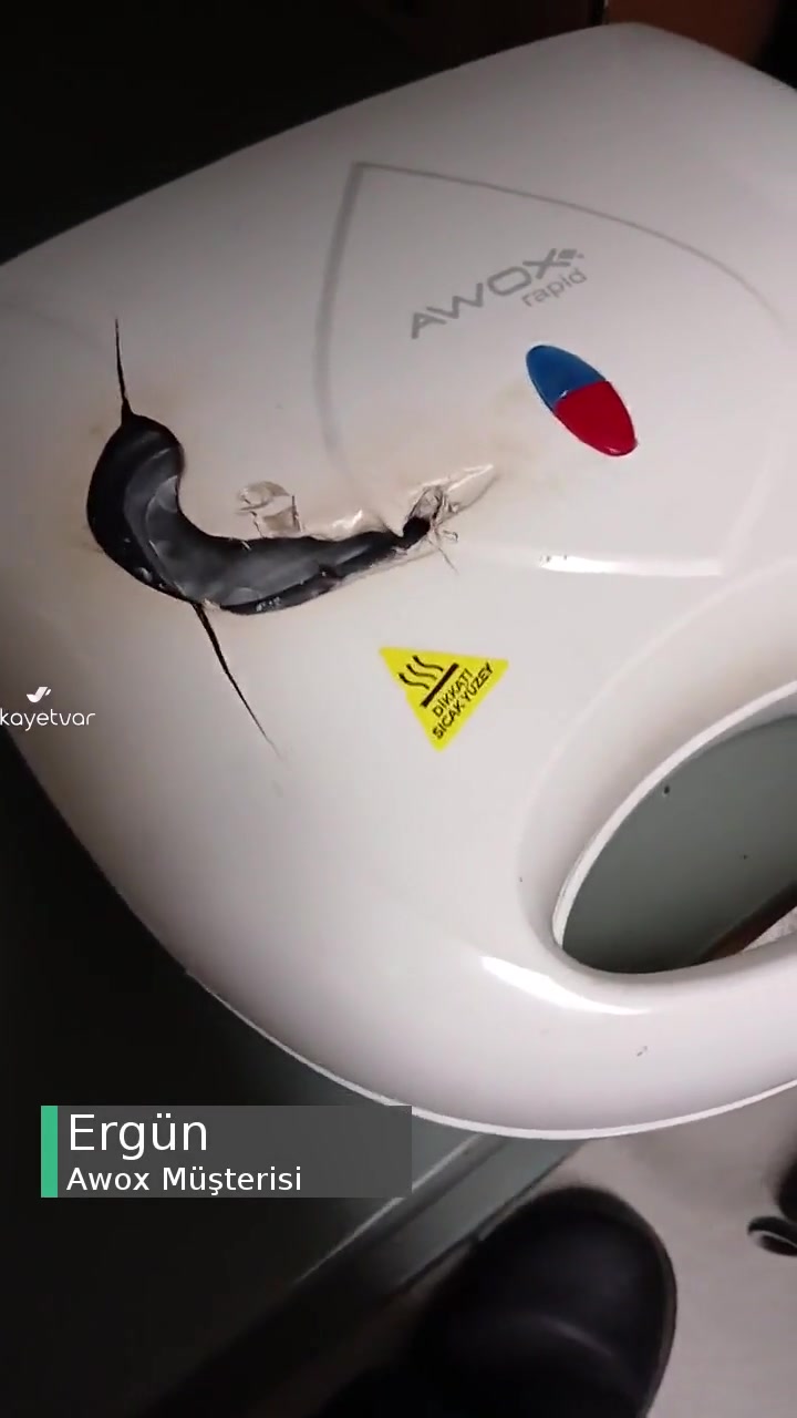 Awox Tost Makinesi Bu Hale Geldi! videonun kapak resmi