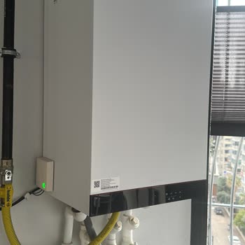 Kombim Isıtma Yapmıyor Ve Su Sızdırıyor, Yetkili Servis 1800 TL Ücret Talep Ediyor