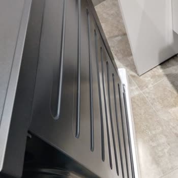 Defolu Çamaşır Makinesi Ve Geciken Yanıtlar Nedeniyle Acil Değişim Talebi