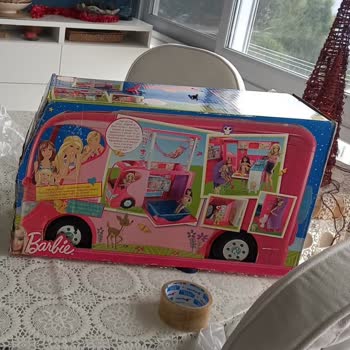 Trendyol Express Kargo Hasarı Ve Dolap Destek Eksikliği