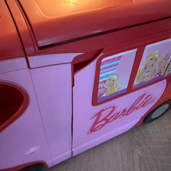 Trendyol Express Kargo Hasarı Ve Dolap Destek Eksikliği