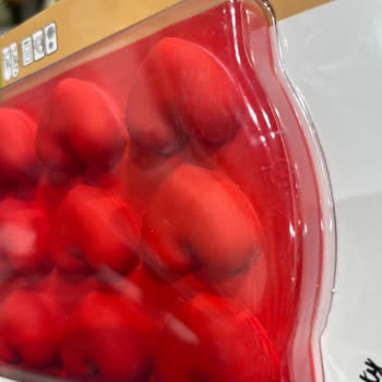 Evidea Mağazasındaki Silikon Kalıp İçinde Saç Bulunması