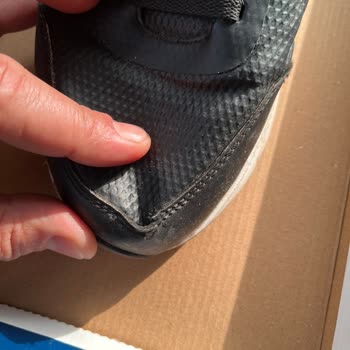 Ayıplı Spor Ayakkabı Açılma Sorunu Üretici Reddi