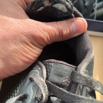 Ayıplı Spor Ayakkabı Açılma Sorunu Üretici Reddi