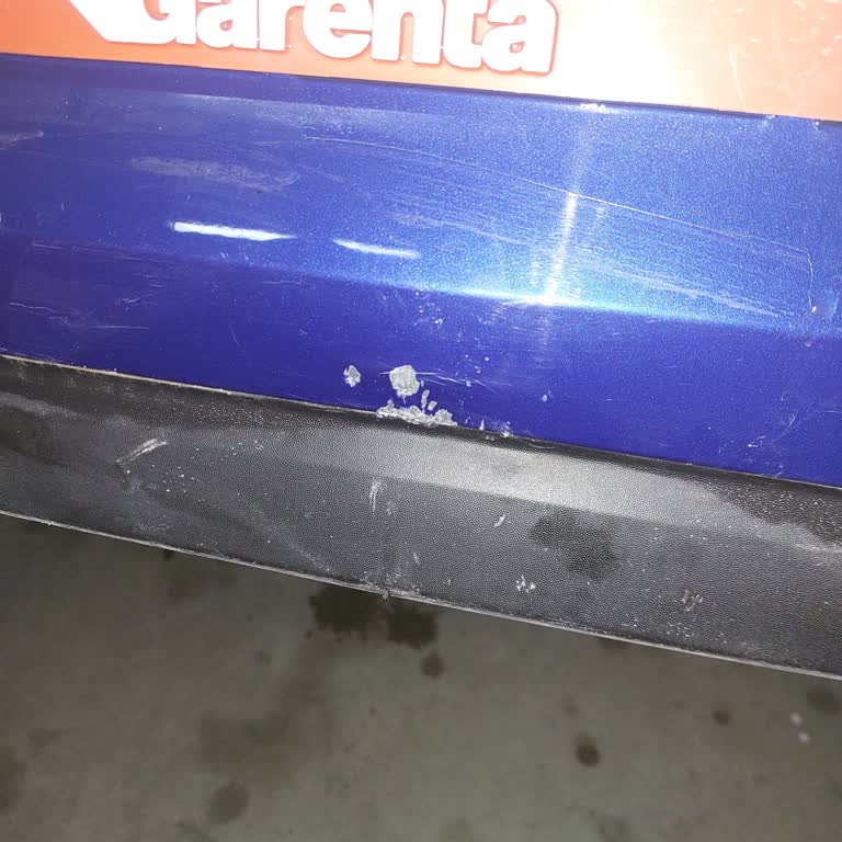 Garenta Afyonkarahisar Şubesinde Küçük Çizik İçin Hakkaniyetsiz Hasar Bedeli