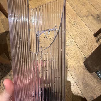 Su Haznesi Kırıldı Mağaza Stok Yok Diyor Ve Hızlı Çözüm Bekliyorum