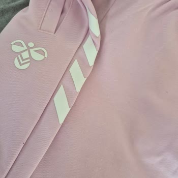 Kısa Sürede Tüylenen Hummel Eşofmanına Karşı İade Ve Değişim Talebi