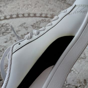 Puma Sneaker Sol Kenarda Sararma Sorunu 15 Gün Kullanım Sonrası