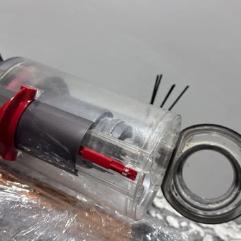 Dyson V10 Toz Haznesi Tuşu Arızalı, Media Markt’ta Ek Garanti Kapsamında Onarım Reddedildi