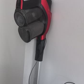 Philips SpeedPro Max Dik Süpürgede Şarj Problemi Ve Sürekli Sıfırlama