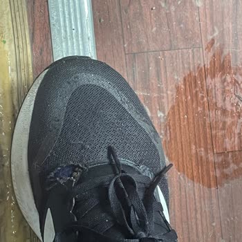 In Street Mağazasının Bağcık Yırtılmasına İade Reddi Ve Ücretsiz Onarım Talepleri