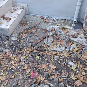 Aksa Gaz Doğalgaz Çekimi Sonrası Giriş Kapısı Kırıldı, Tamir İçin 20 Gün Bekleniyor