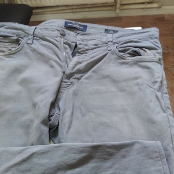 Mavi Keten Pantolonlarda Tekrar Eden Solma Ve Değişim Sorunu