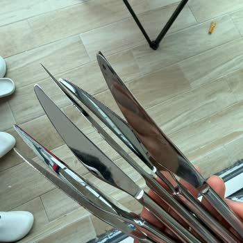 Jumbo’da Paslanan Bıçak Takımı Ve Yanıtsız Müşteri Hizmeti