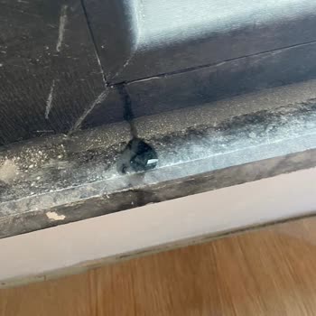 FıratPen Pencere Su Sızdırması Tekrarlıyor, Kalıcı Çözüm Talebi