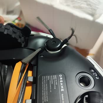 Yan Fırça Kırık Gelen Robot Süpürge İçin Hızlı Çözüm Talebi