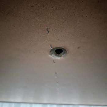 Nova Koltuk Takımının Kırılan Ayakları Ve Yetersiz Garanti Servisi