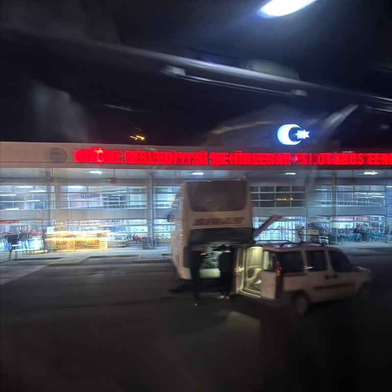 Sivas Öz Hedef Turizm Birden Çok Ertelenen Otobüs, İptal Talebim Reddedildi Ve 450 TL İade İstiyorum