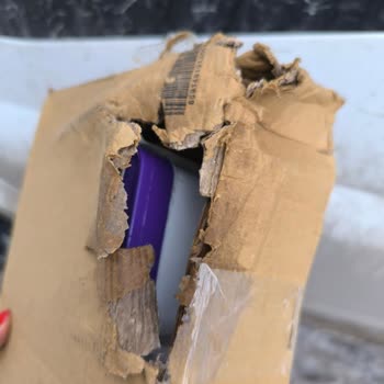 Aras Kargo’da Tekrarlayan Hasarlı Teslimatlar Ve Ücret İadesi Talebi