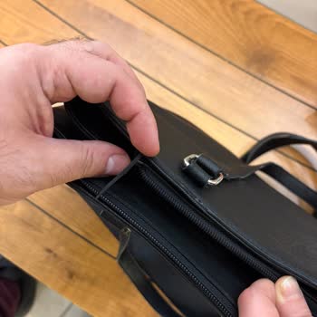 Garanti Kapsamındaki Çantanın Kabul Edilmemesi Ve Mağaza Müdürünün Kırıcı Tutumu