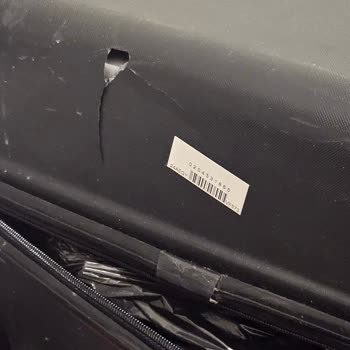 Bagajım Hasarlı Ve THY Reddediyor: Çelişkili Bildirim Kuralları