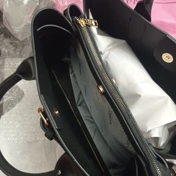 Eksik Cüzdan Ve Defolu Çanta İçin İade Taleplerimin Reddedilmesi Mağduriyet Yaratıyor