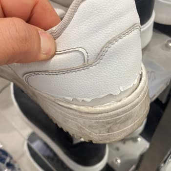 İstinyePark Mağazasındaki Ayıplı Spor Ayakkabı Ve Çözüm Eksikliği