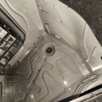 Bagaj Izgarasından Su Girişi Elektrik Sisteminde Yangın Riski Oluşturuyor