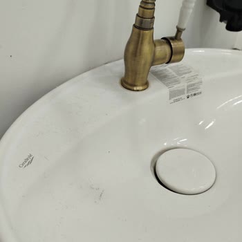 Lazer Epilasyon Sonuçları Yetersiz, Seans Süresi Kısa Ve Hijyen Eksikliği