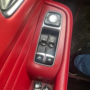 Garanti Kapsamındaki Suzuki Araçta Kırılan Direksiyon Cam Tuş Takımı Ücretsiz Değiştirilmedi