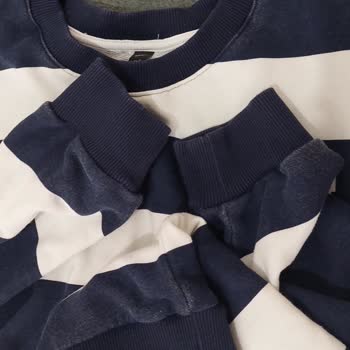 Lacivert Sweatshirtin Erken Solması Ve Mağazanın İade Reddi