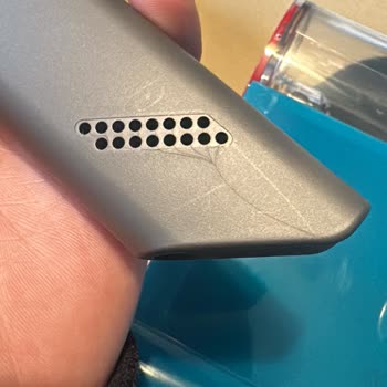 Dyson Submarine V10 Çizik Parçalar Ve Yardım Alamama