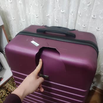 Sunexpress'te Parçalanmış Valiz Ve Sorumluluk Reddi